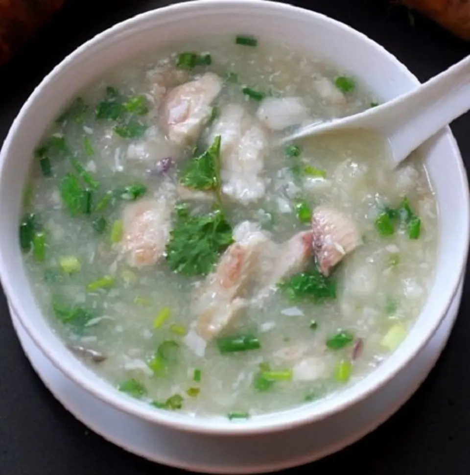 Hướng dẫn làm món canh khoai từ nấu cá lóc