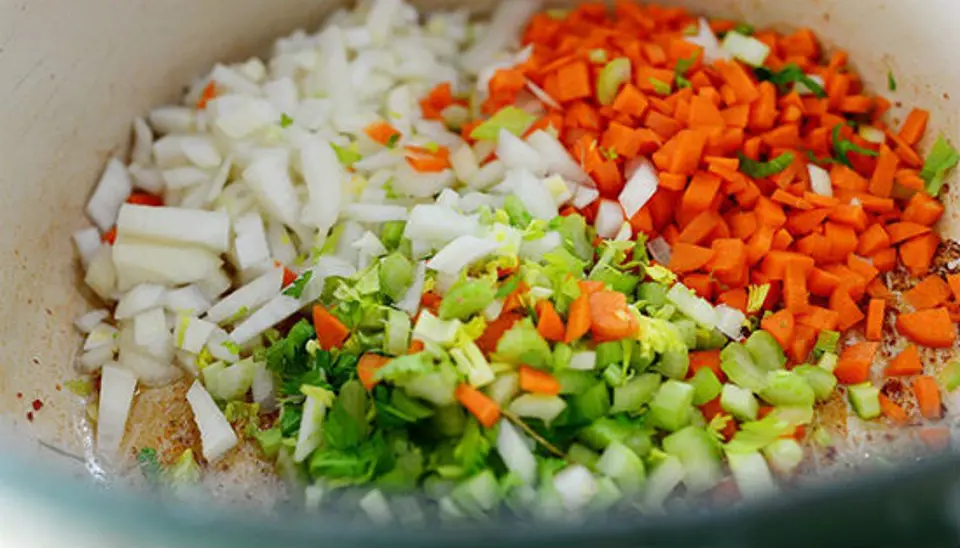 Làm salad củ cải trộn đơn giản mà ngon
