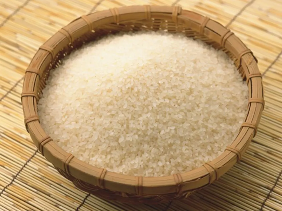 Mẹo chọn dầu ăn và gạo cho các bà nội trợ