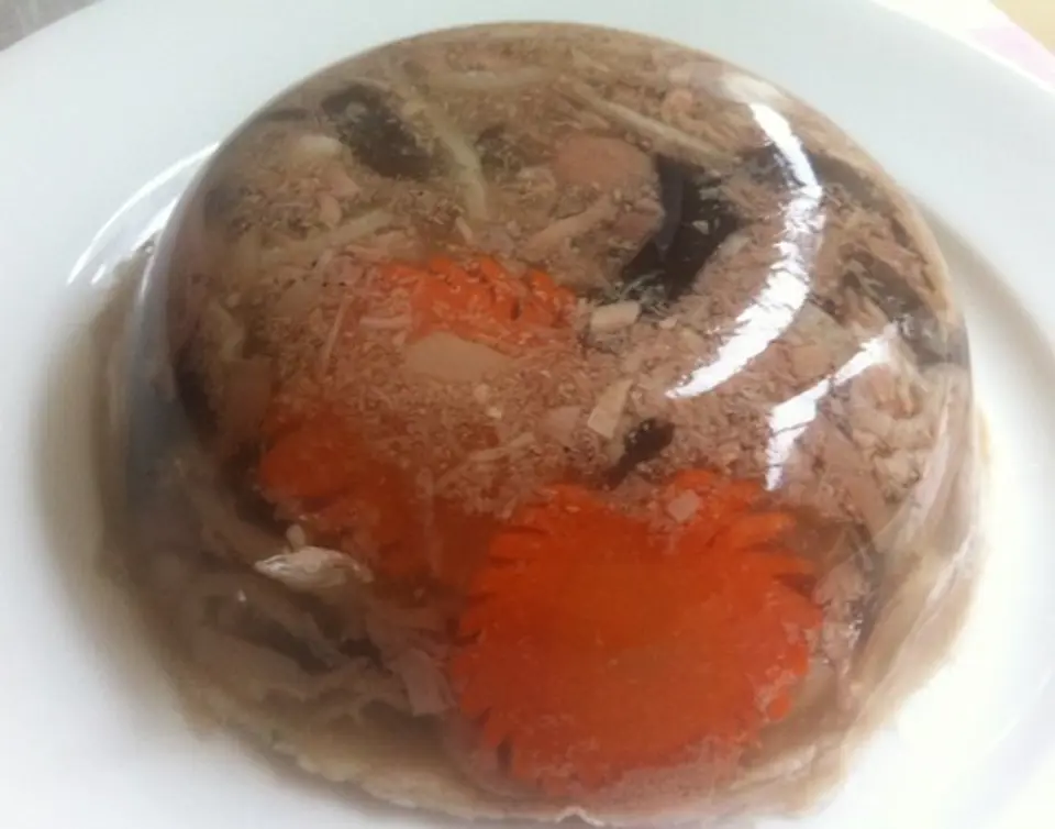 Cách nấu thịt đông trong veo cho ngày đông thêm ấm áp