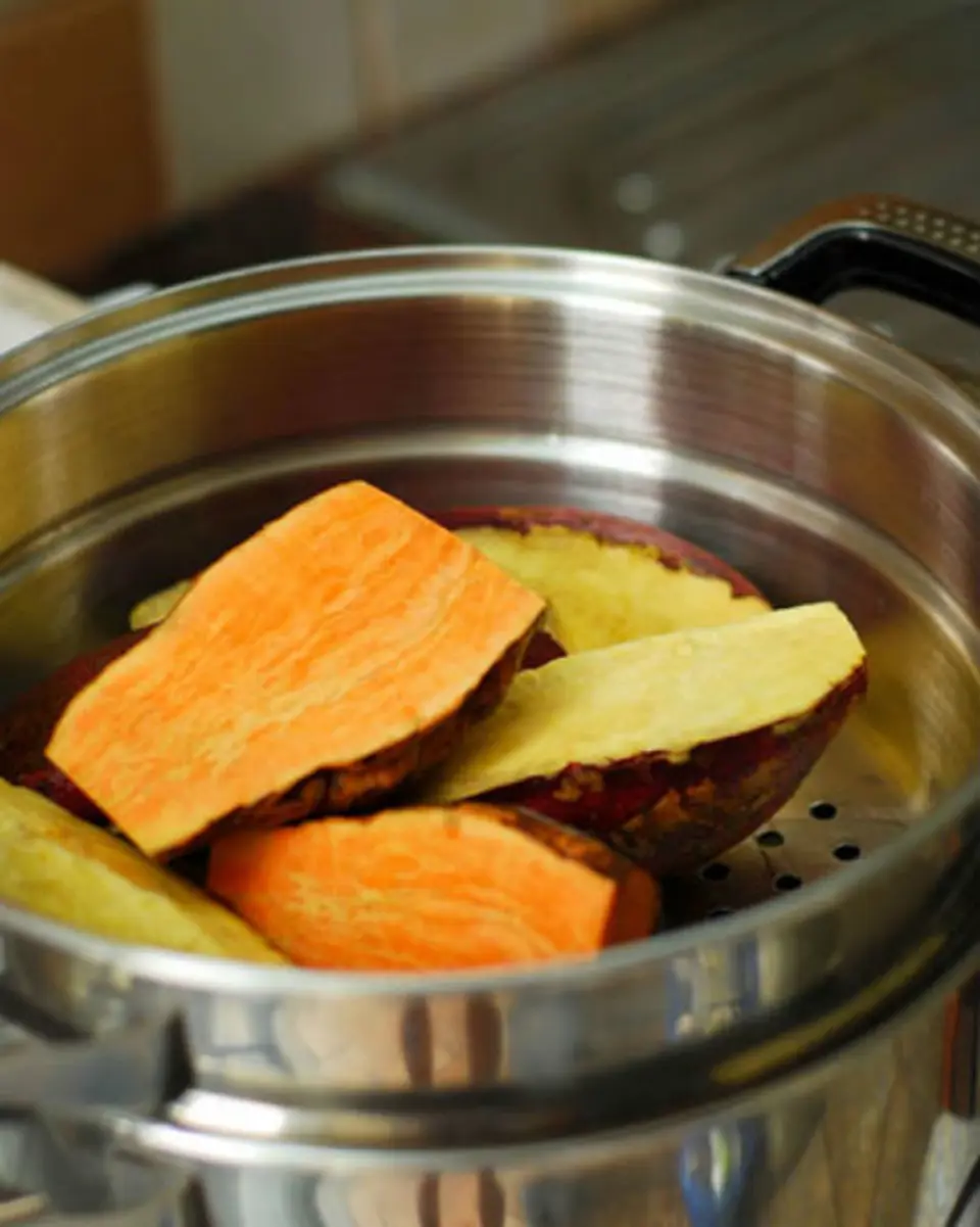 Ngọt thơm bánh gối khoai lang
