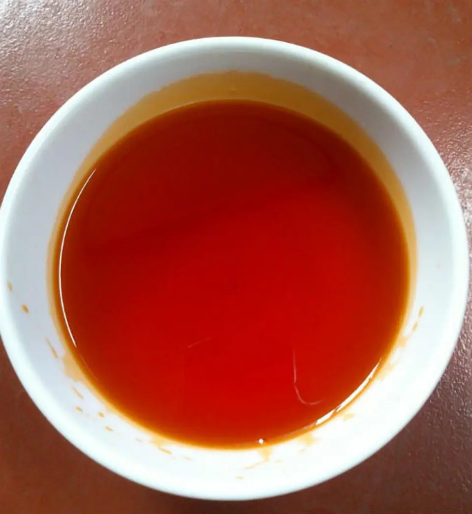 Tự làm dầu gấc tại nhà Tự làm dầu gấc tại nhà
