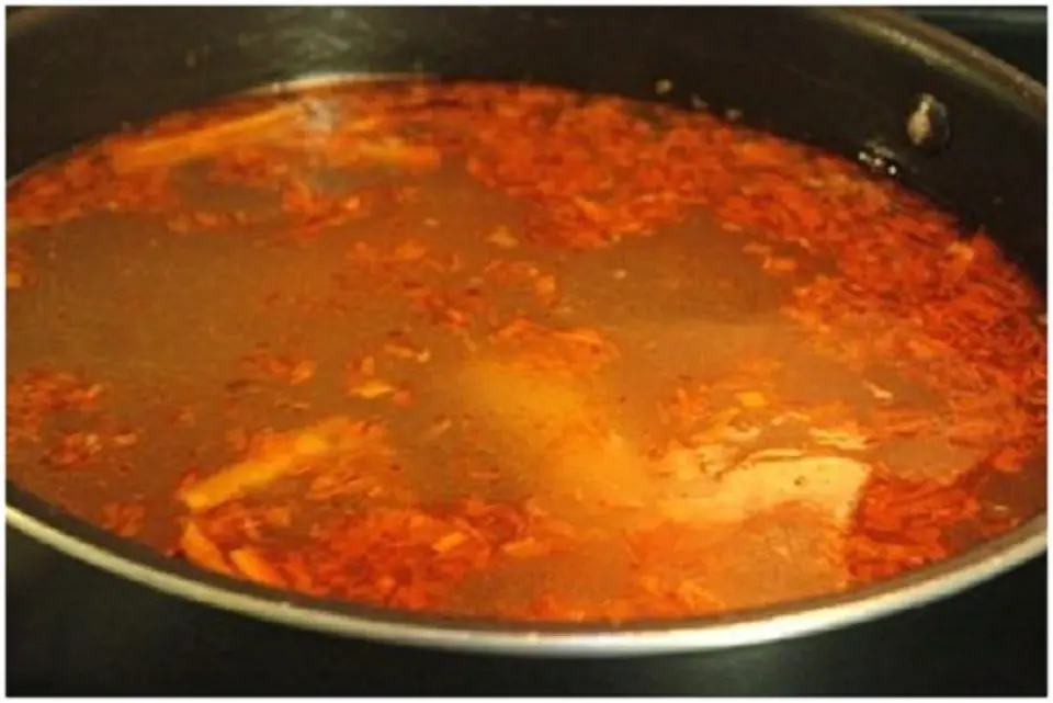 Cách nấu bún bò viên cùng gân bò