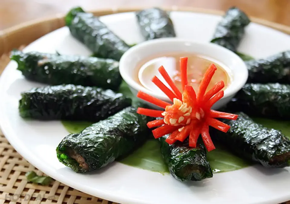Cách làm bò cuốn lá lốt nướng đơn giản tại nhà
