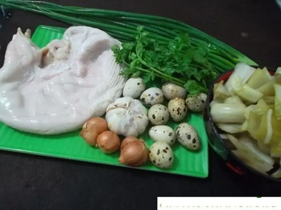 Cách làm món dạ dày kho trứng cút đơn giản ngon miệng Cách làm món dạ dày kho trứng cút đơn giản ngon miệng
