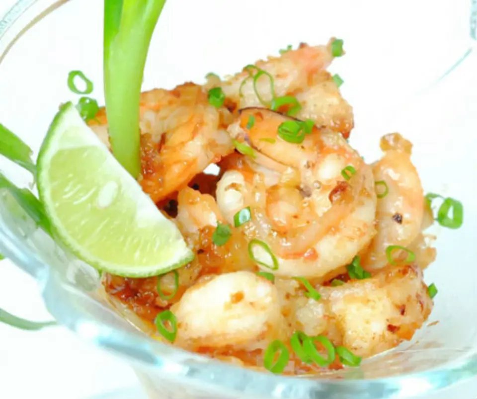 Cách làm món tôm sốt bơ chanh