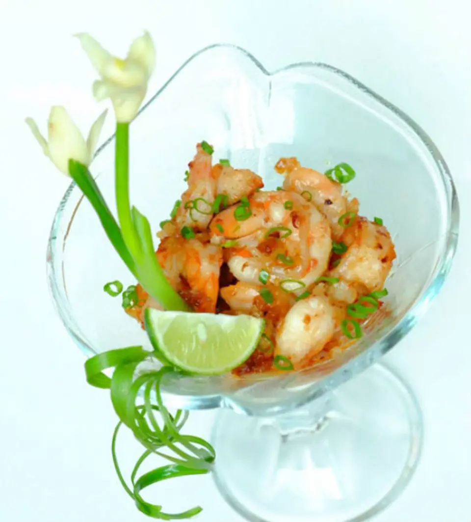 Cách làm món tôm sốt bơ chanh