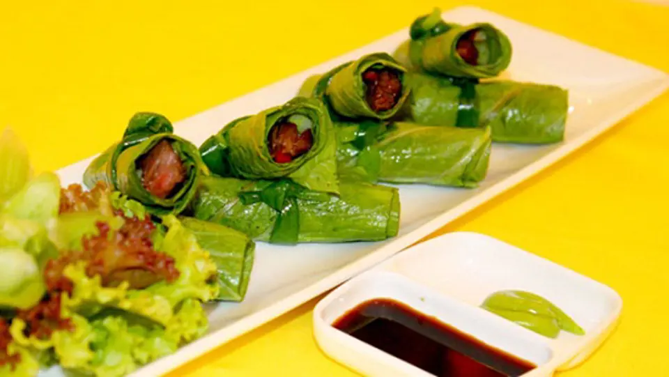 Cách làm thịt bò cuốn lá cải ngon lạ miệng