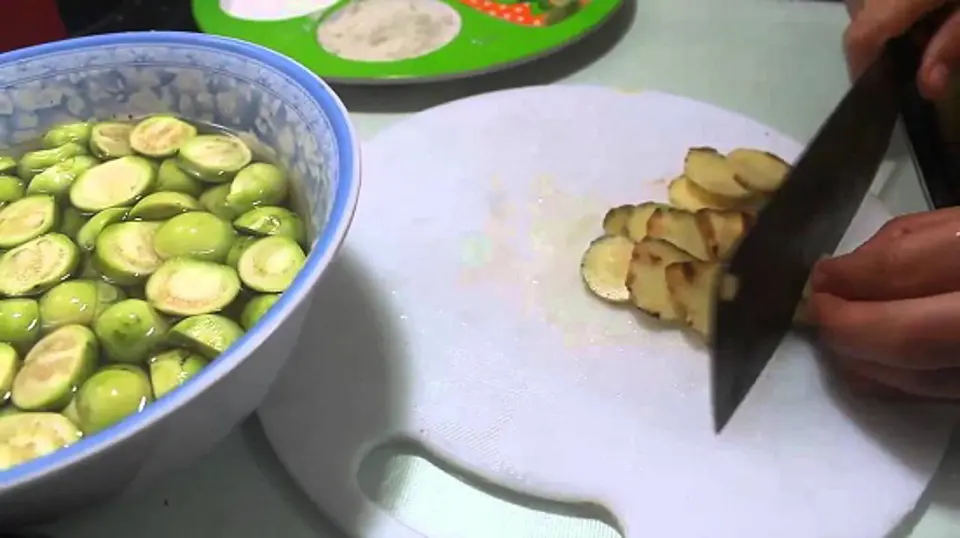 Cách muối cà pháo chua ngọt cực đơn giản