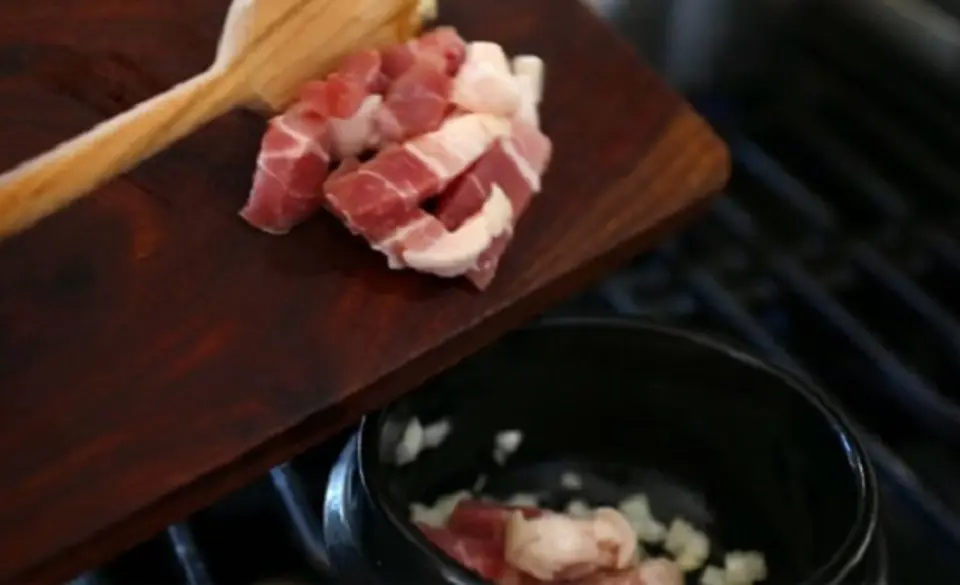 Canh kim chi thịt heo kiểu Hàn vị ngon lạ miệng