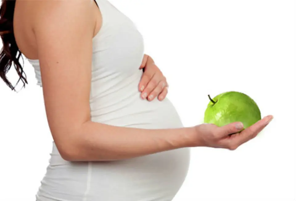 Công dụng và những điều cần chú ý khi ăn ổi không phải ai cũng biết