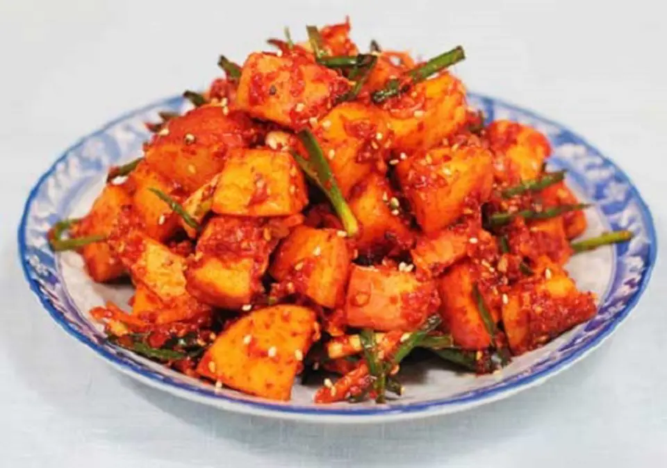 Hướng dẫn làm kim chi táo Hàn Quốc đơn giản tại nhà