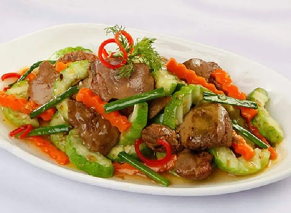 Hướng dẫn làm món gan gà xào chua ngọt đơn giản