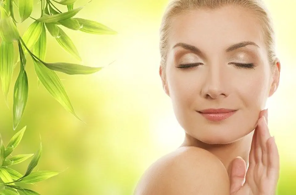 Tác dụng của chè xanh pha mật ong bạn nên biết