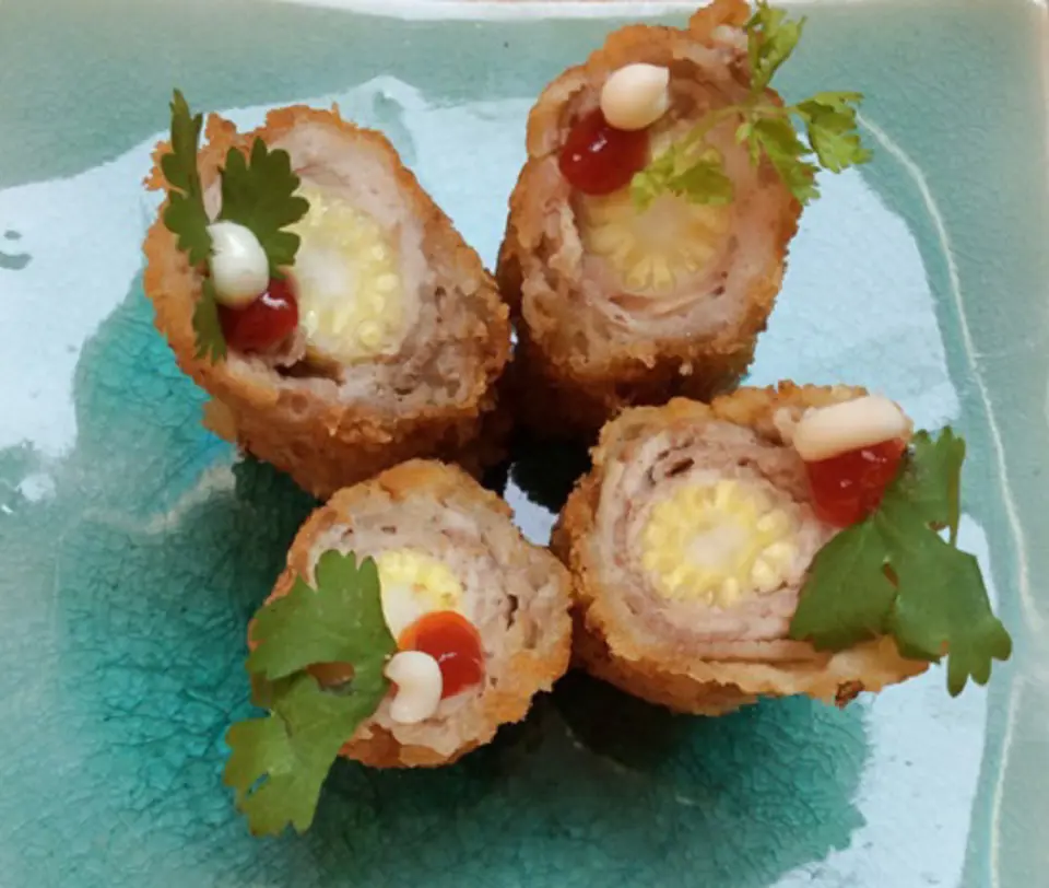 Thịt bò cuốn ngô non chiên xù đơn giản, lạ miệng
