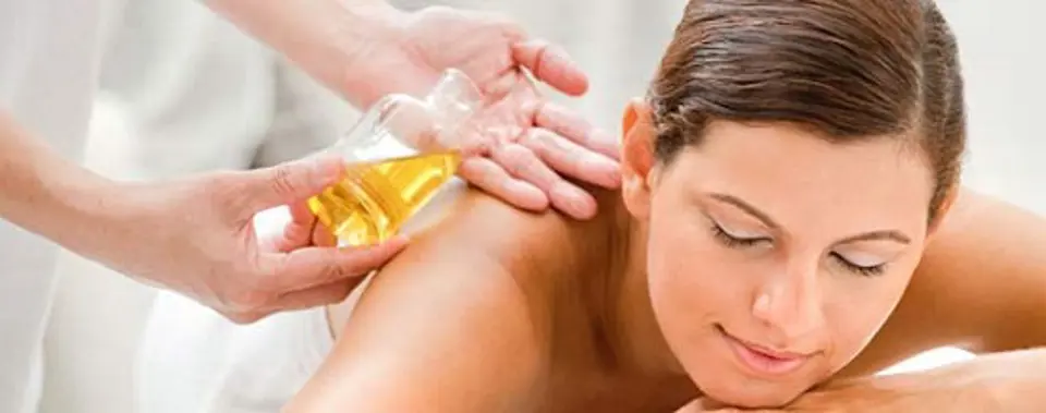 Tìm hiểu tác dụng của dầu oliu với việc làm đẹp da