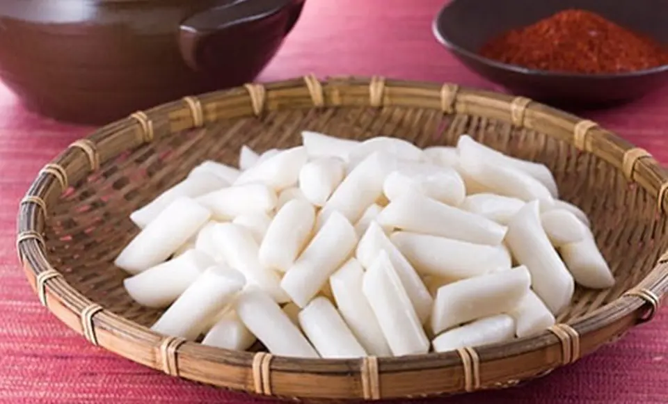 Cách làm bánh gạo cay Hàn Quốc