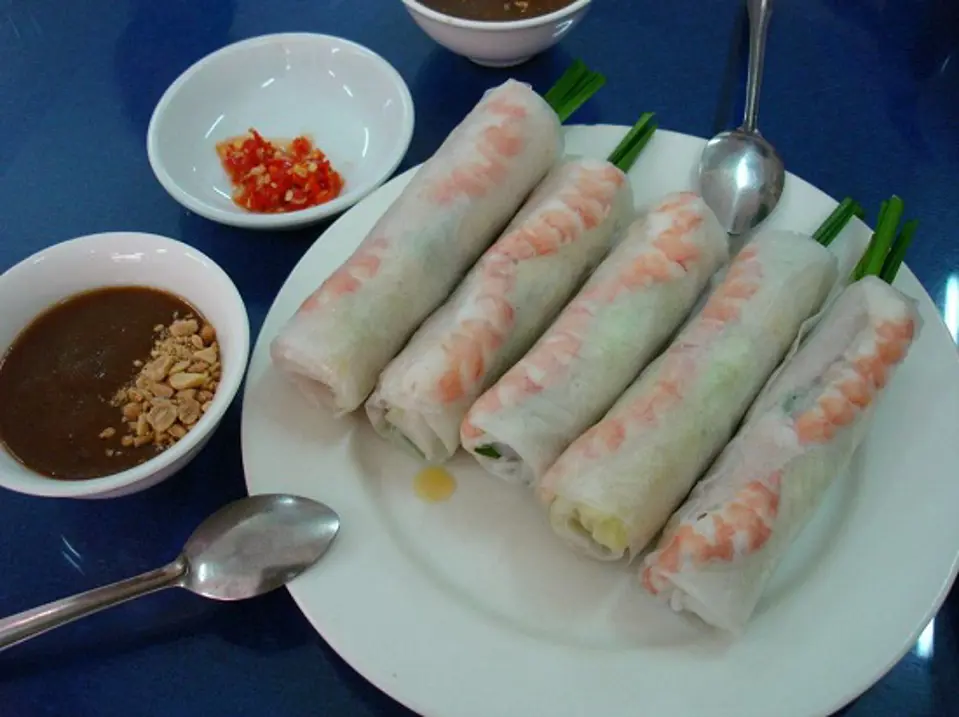 Cách làm gỏi cuốn tôm thịt cực đơn giản Cách làm gỏi cuốn tôm thịt cực đơn giản