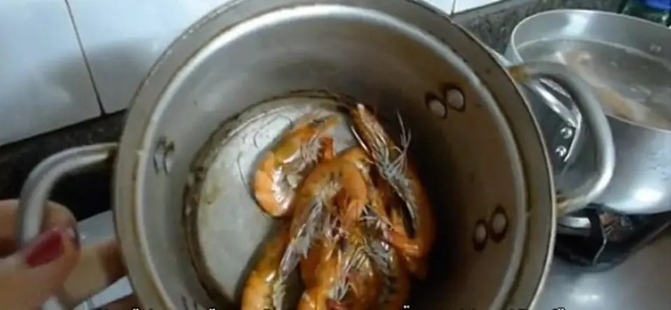 Cách làm gỏi cuốn tôm thịt cực đơn giản Cách làm gỏi cuốn tôm thịt cực đơn giản