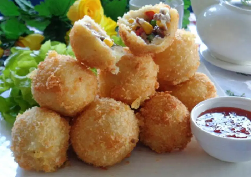 Cách làm món khoai tây bọc rau củ cho bữa tối ngày cuối tuần