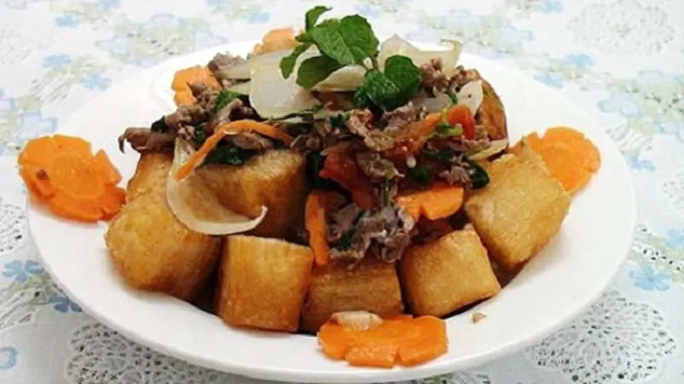 Cách làm món phở chiên phồng ngon tuyệt cho bữa tối