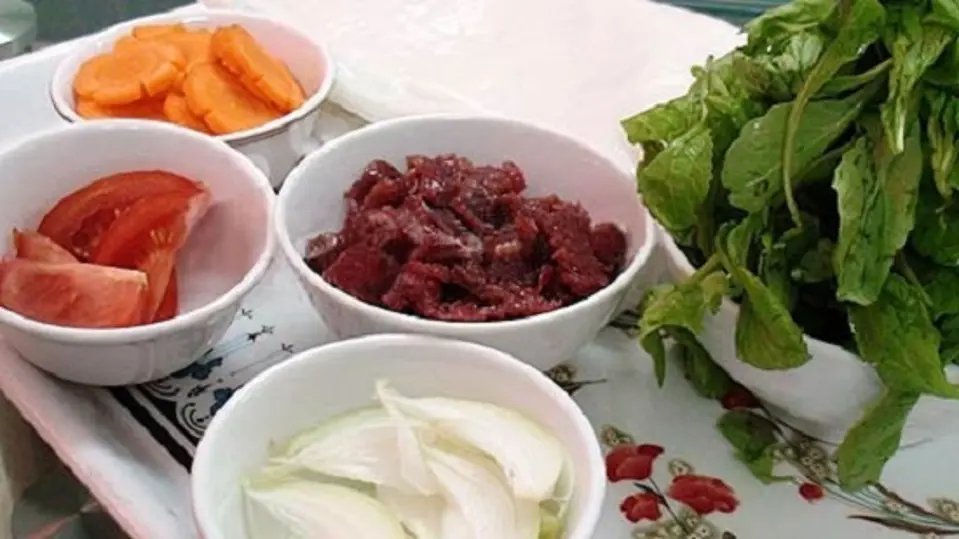 Cách làm món phở chiên phồng ngon tuyệt cho bữa tối