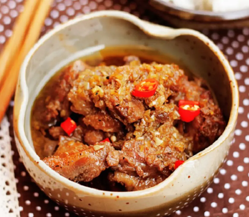 Cách làm món thịt vịt kho sả đậm đà thơm ngon