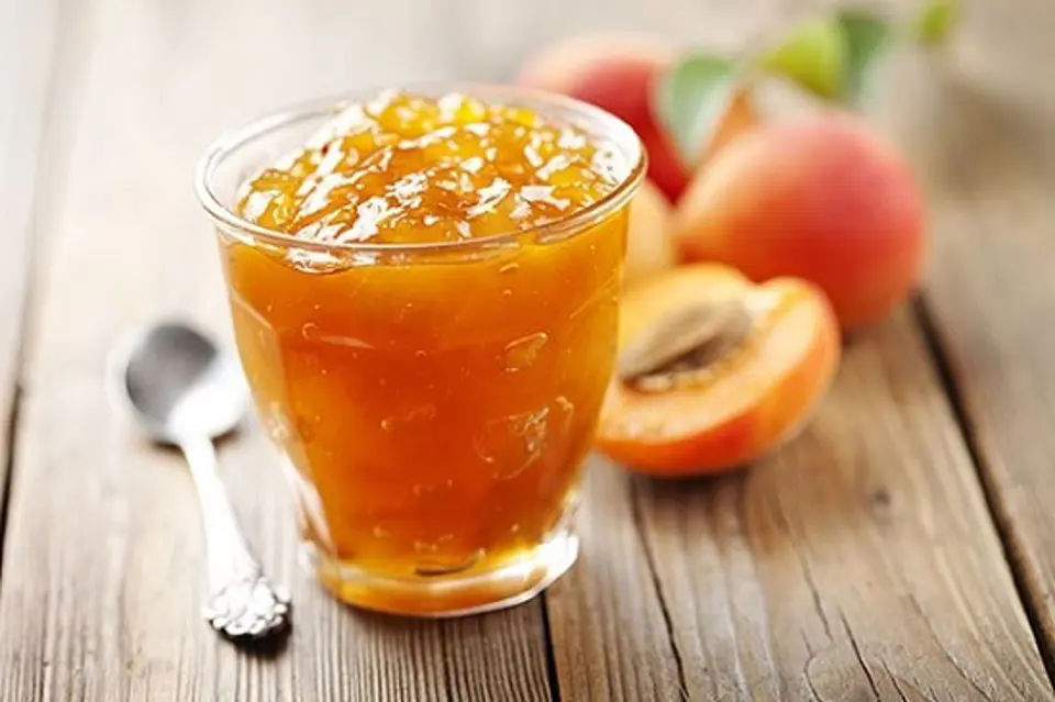 Cách làm mứt đào cho bữa sáng thêm bổ dưỡng