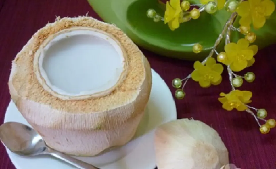 Cách làm thạch dừa rau câu mát bổ cho ngày hè Cách làm thạch dừa rau câu mát bổ cho ngày hè