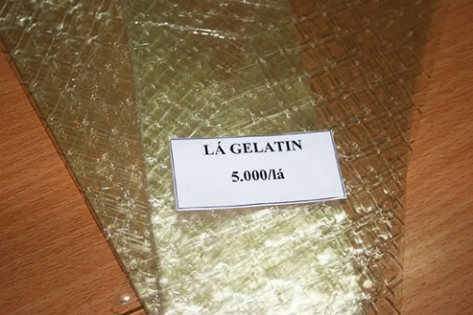 Cách làm thạch hoa quả 3 tầng rực rỡ sắc màu