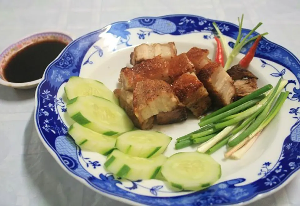 Cách làm thịt heo quay thơm ngon tại nhà