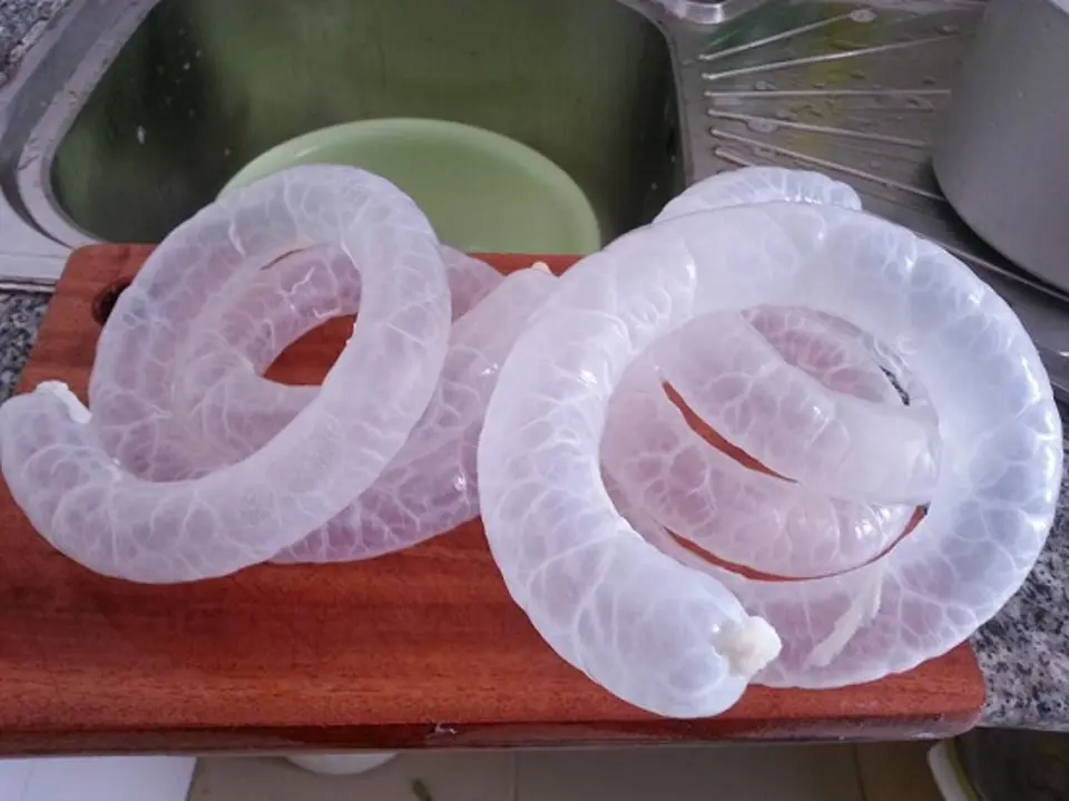 Cách làm xúc xích heo tại nhà thơm ngon bổ dưỡng