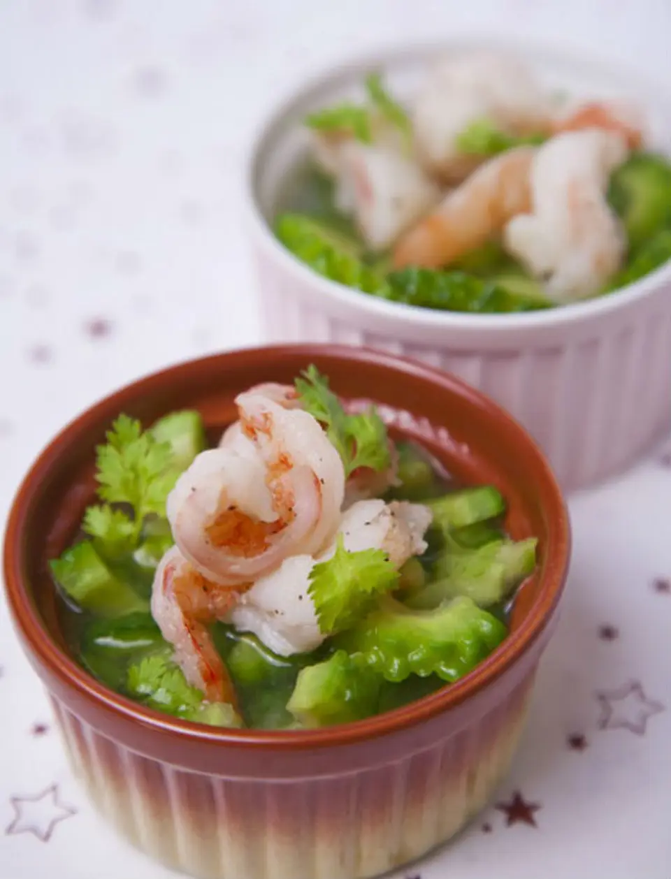 Canh mướp đắng nấu tôm thịt thanh mát đưa cơm