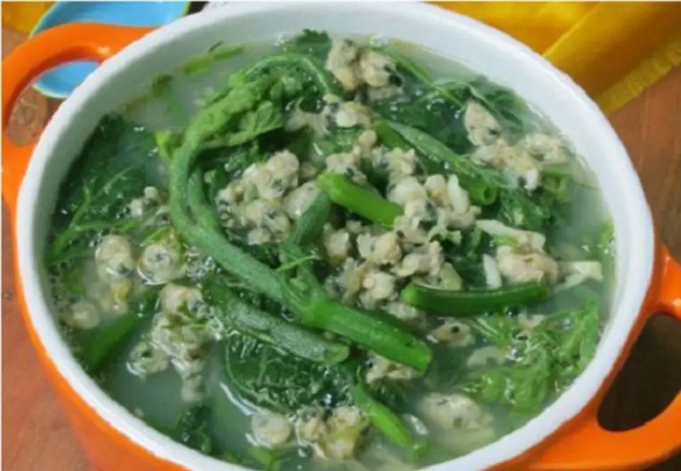 Công thức món canh ngọn bí nấu hến lạ miệng, thanh nhiệt