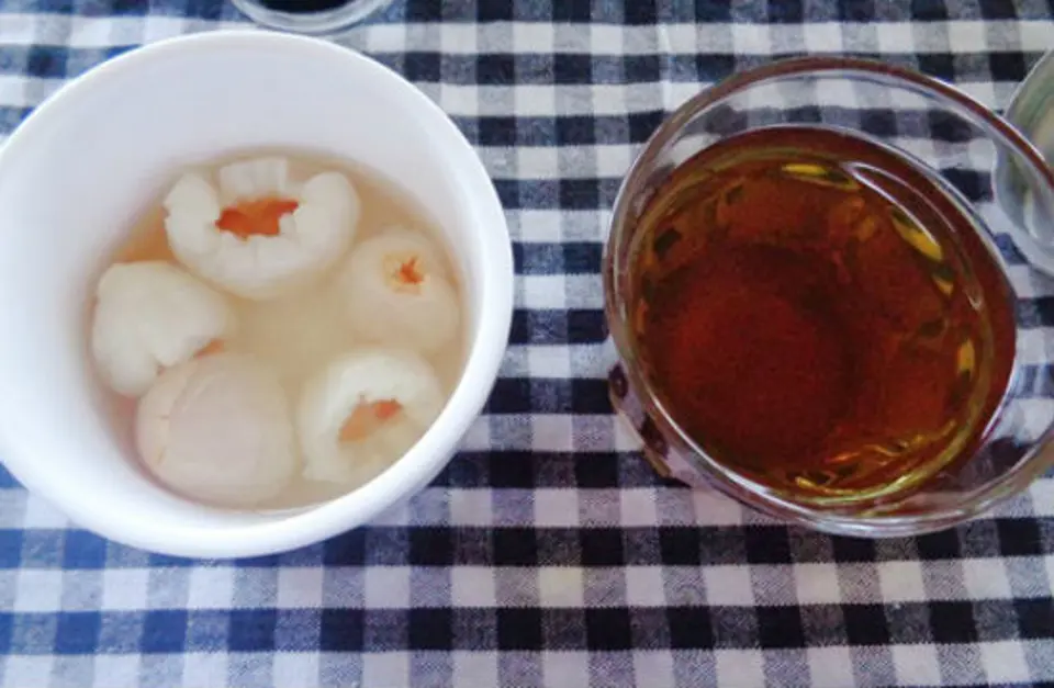 Công thức pha trà vải tuyệt ngon cho mùa hè