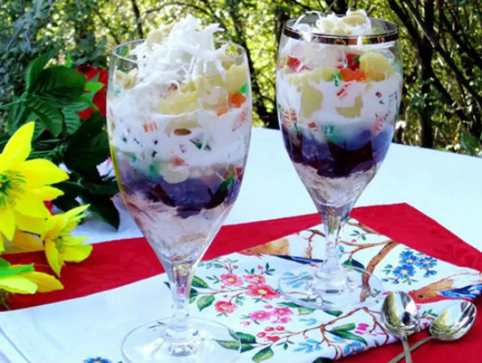 Cùng bé yêu làm món chè ba màu bắt mắt