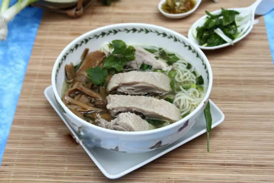 Hướng dẫn bạn cách làm món vịt nấu măng khô