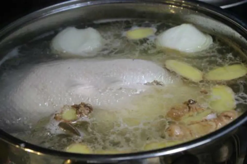 Hướng dẫn bạn cách làm món vịt nấu măng khô