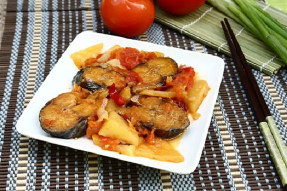 Hướng dẫn kho cá nục với thơm(dứa)