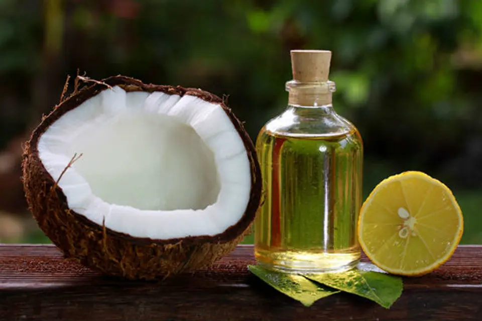 Khám phá những công dụng tuyệt vời của dầu dừa
