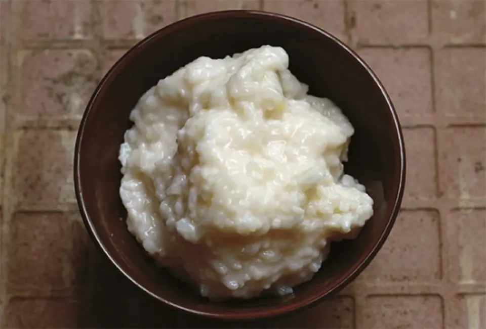 Thịt ba chỉ kho riềng vị ngon giản dị