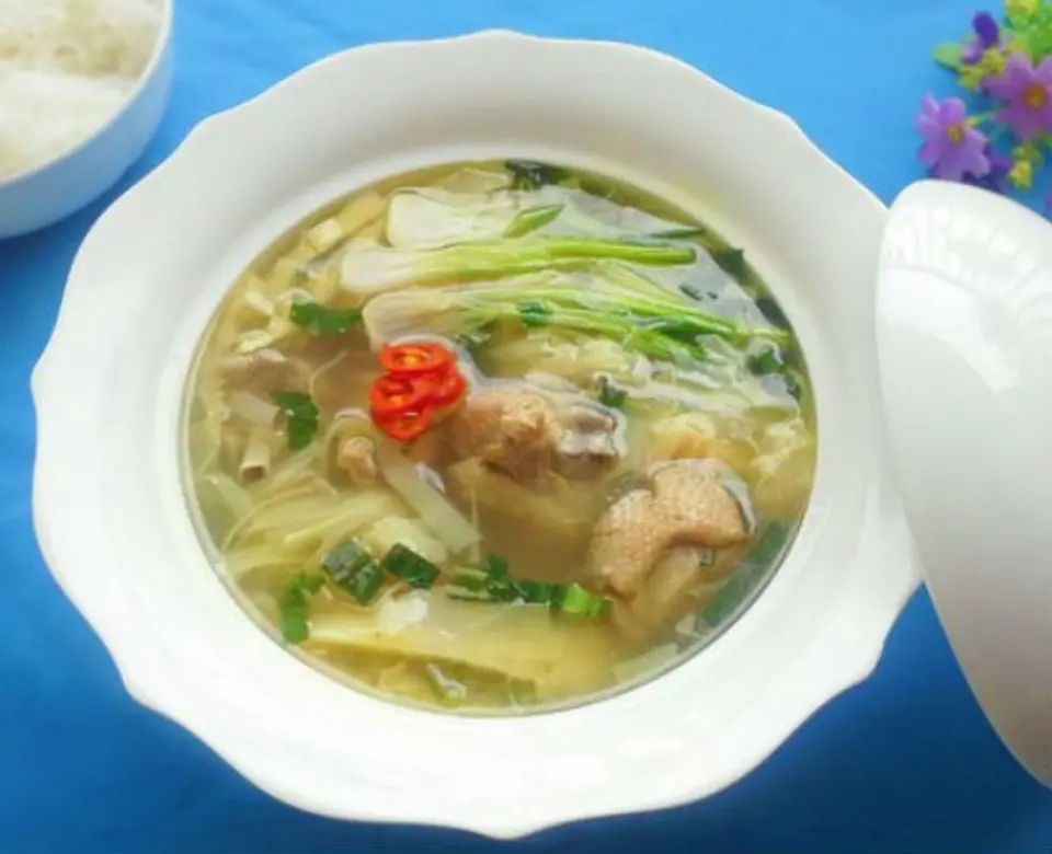Tuyệt chiêu làm món vịt nấu măng cực ngon Tuyệt chiêu làm món vịt nấu măng cực ngon