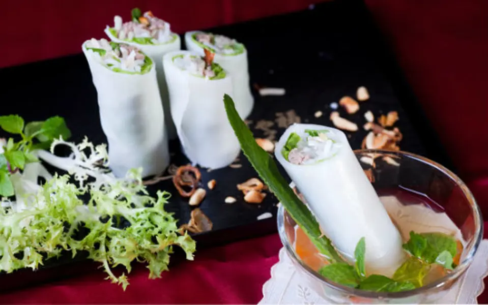 Tuyệt chiêu làm phở cuốn ngon Tuyệt chiêu làm phở cuốn ngon
