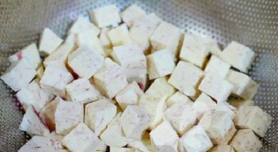 Cách làm bánh khoai môn dẻo bùi đã miệng