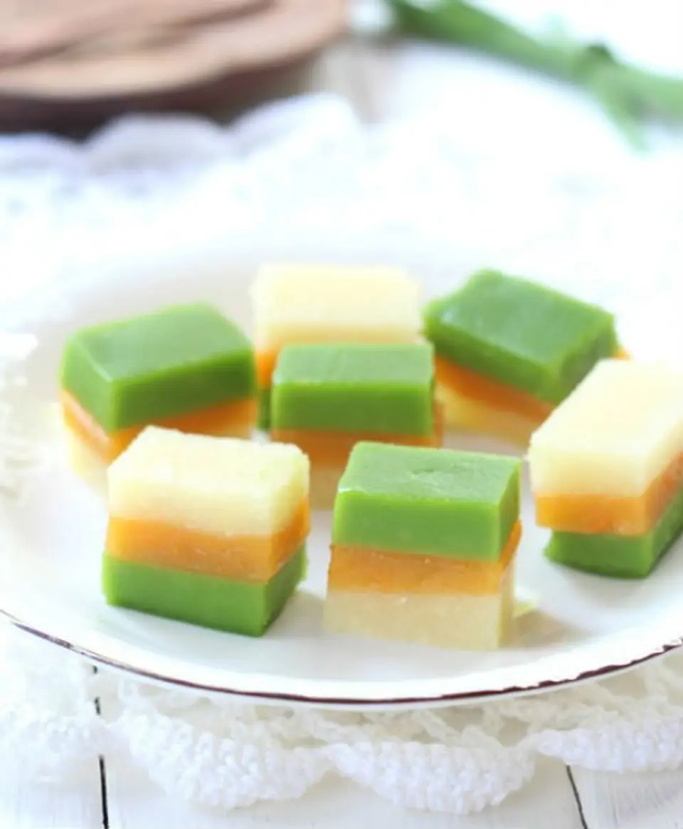 Cách làm bánh sắn ba màu thơm ngon, đẹp mắt cho cả gia đình Cách làm bánh sắn ba màu thơm ngon, đẹp mắt cho cả gia đình