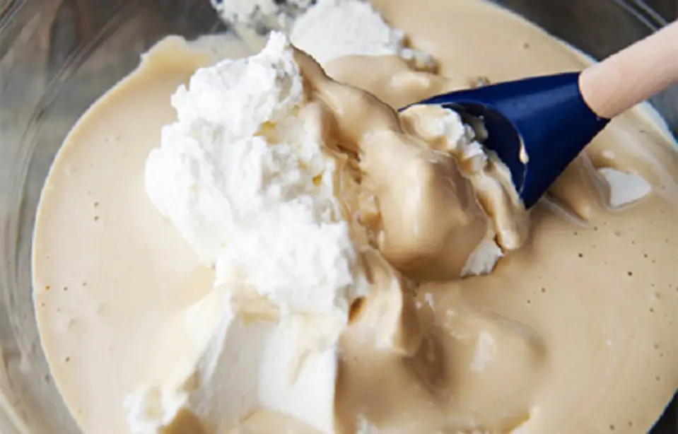 Cách làm bánh Tiramisu ba tầng độc đáo