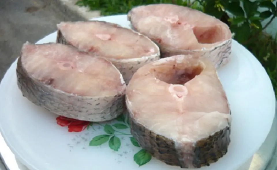 Cách làm cá hấp tiêu thơm ngon đậm đà