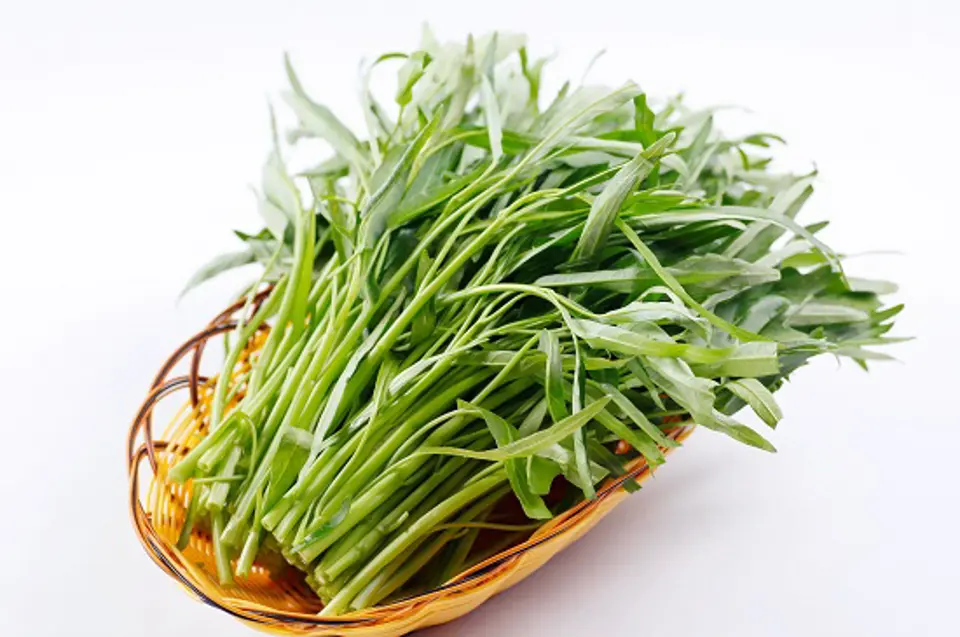 Cách làm canh hến nấu rau muống