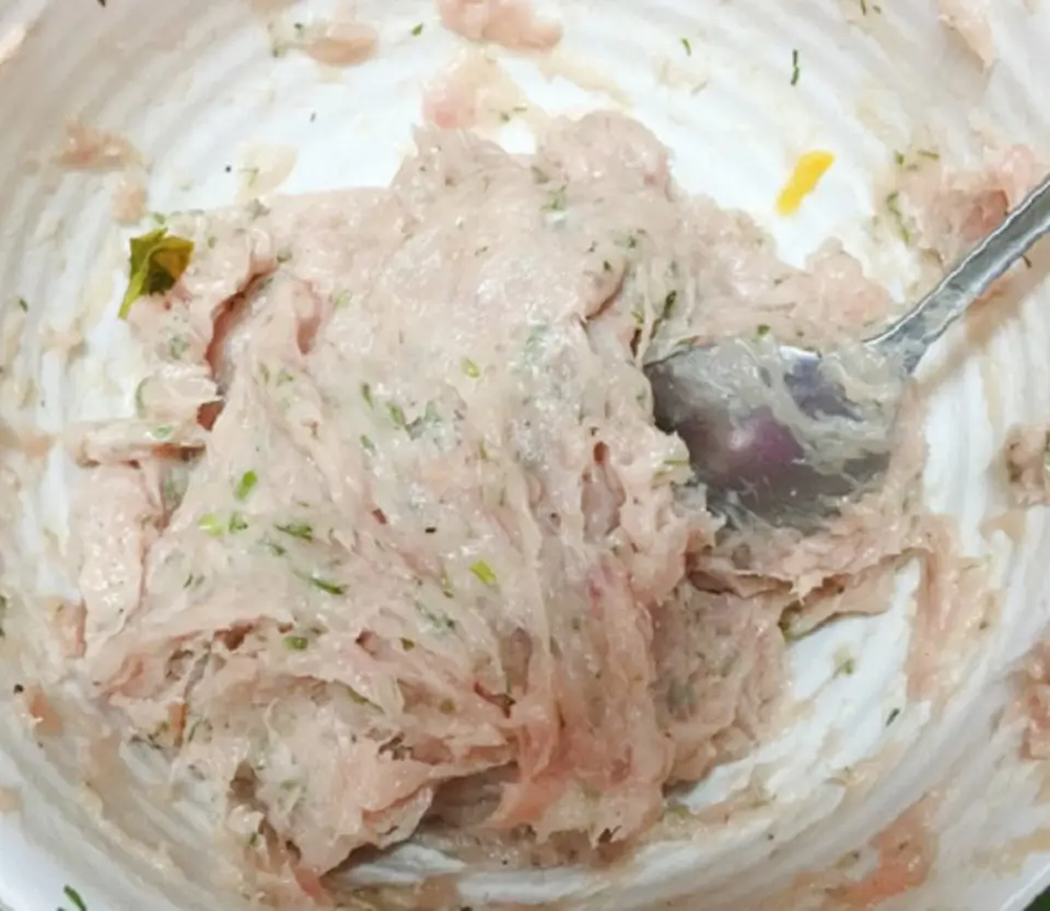 Cách làm chả cá viên nhân mayonnaise chiên xù Cách làm chả cá viên nhân mayonnaise chiên xù