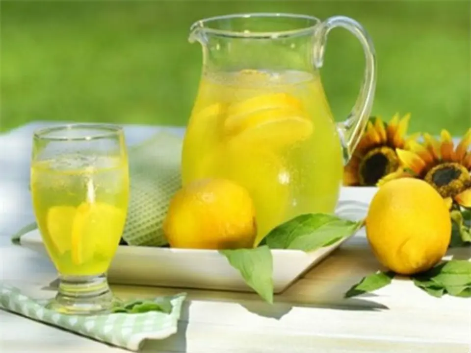 Cách làm chanh muối giòn ngon mà không bị đắng